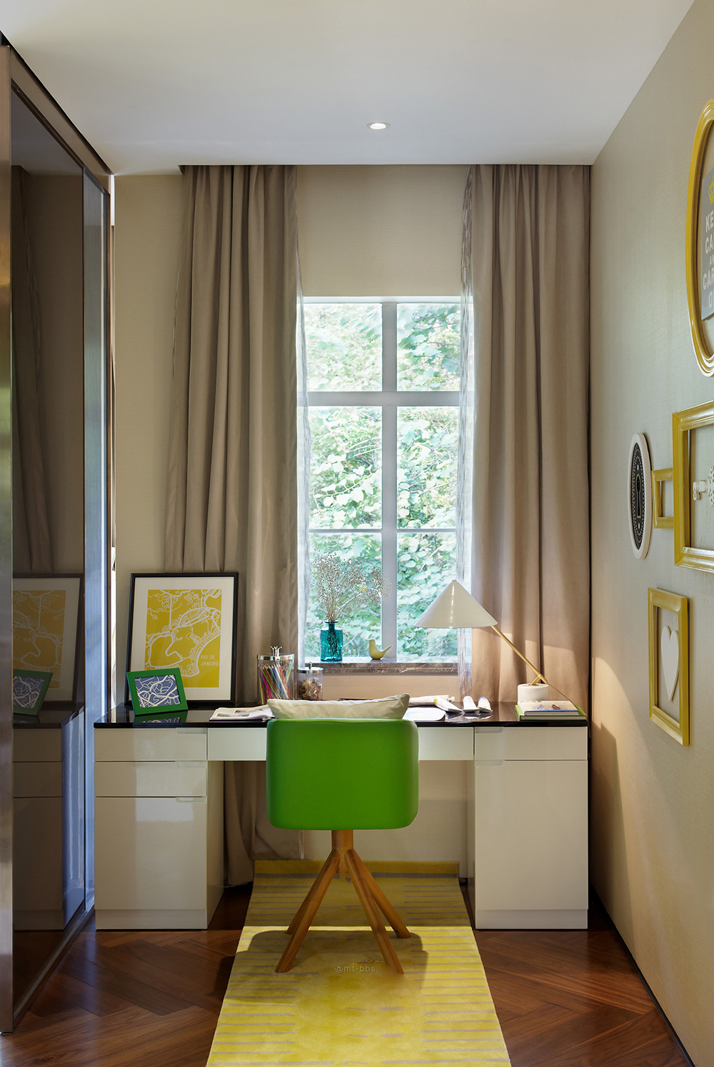 龍湖九里晴川-現(xiàn)代簡約-臥室設(shè)計(jì)效果圖