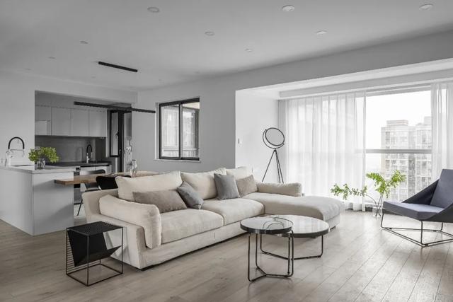 [裝修案例]117平米黑白灰的現(xiàn)代簡約風(fēng)格 開放式廚房設(shè)計(jì) 純凈舒適的時(shí)尚空間